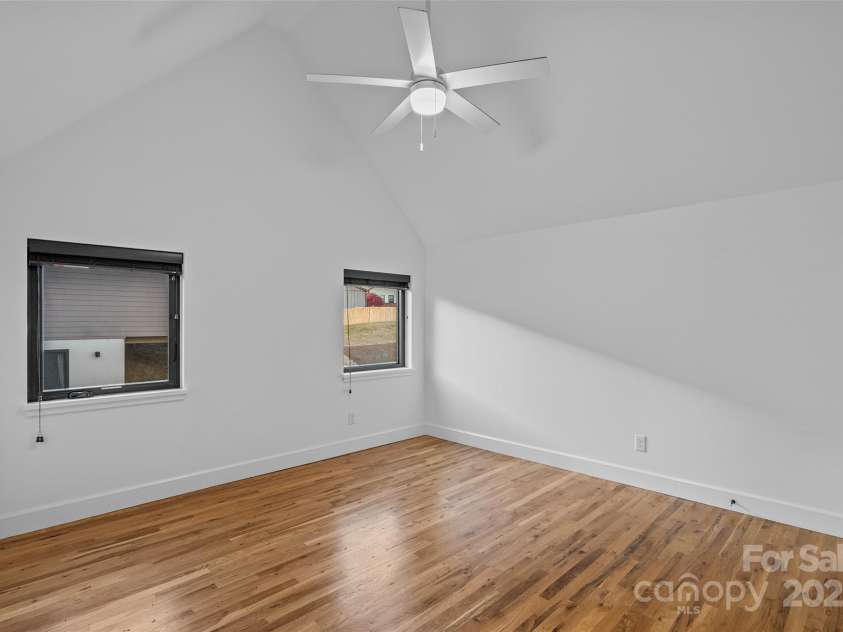 110 Timberview Drive, Swannanoa, NC 28778.  MLS# CAR4304765, YatesRealty ID 11084. 