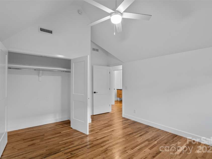 110 Timberview Drive, Swannanoa, NC 28778.  MLS# CAR4304765, YatesRealty ID 11084. 