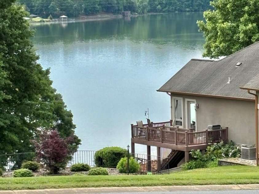 5933 Flintlock Court, Hickory, NC 28601.  MLS# CAR4251397, YatesRealty ID 11085. Beautiful Lake Views from the home...