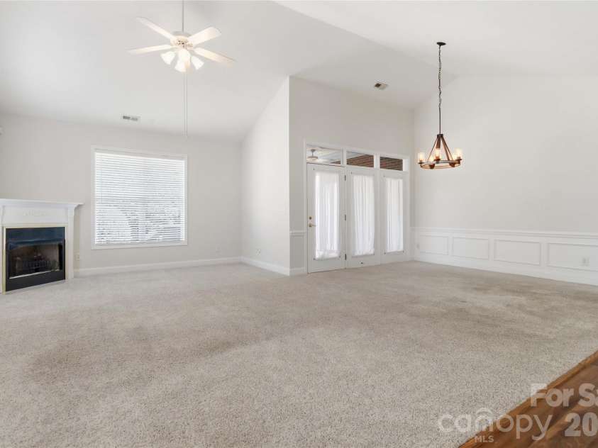 3832 Misty Glen Court, Matthews, NC 28105.  MLS# CAR4356915, YatesRealty ID 11086. 