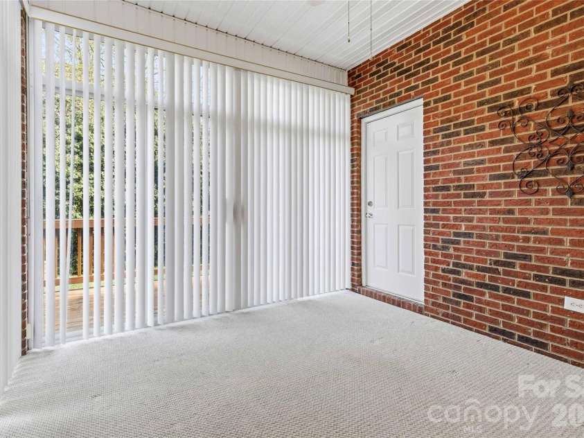 3832 Misty Glen Court, Matthews, NC 28105.  MLS# CAR4356915, YatesRealty ID 11086. 