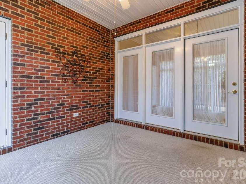 3832 Misty Glen Court, Matthews, NC 28105.  MLS# CAR4356915, YatesRealty ID 11086. 