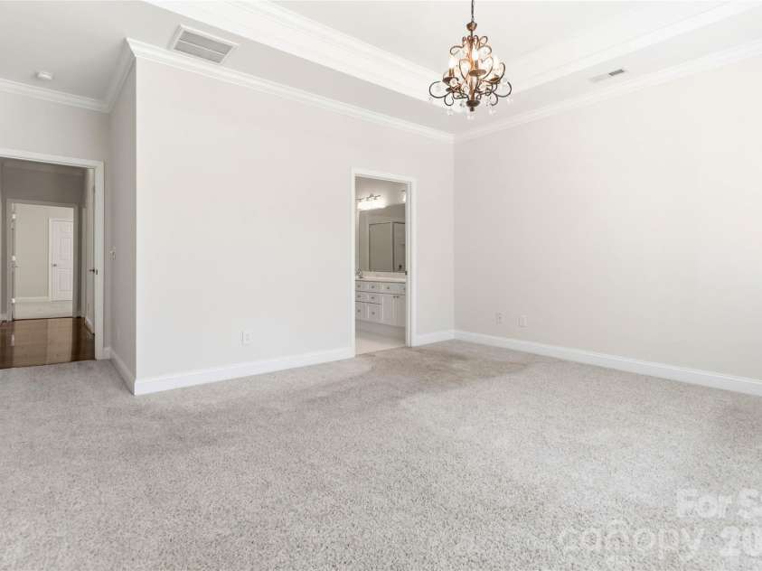 3832 Misty Glen Court, Matthews, NC 28105.  MLS# CAR4356915, YatesRealty ID 11086. 