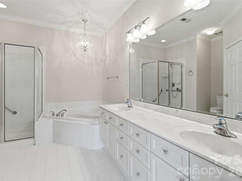 3832 Misty Glen Court, Matthews, NC 28105.  MLS# CAR4356915, YatesRealty ID 11086. 