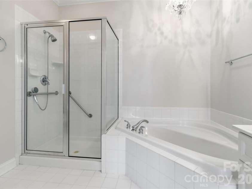 3832 Misty Glen Court, Matthews, NC 28105.  MLS# CAR4356915, YatesRealty ID 11086. 
