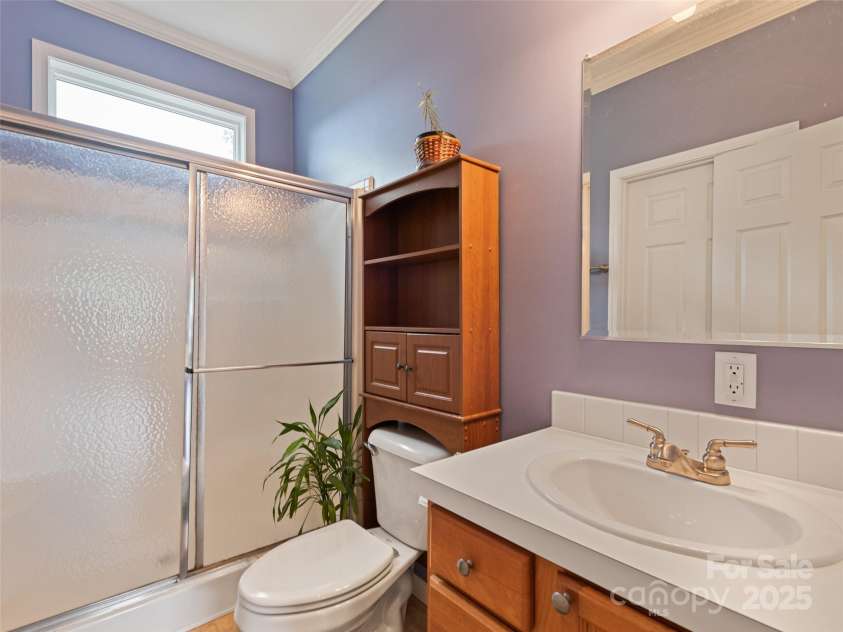 135 Middle Street, Hendersonville, NC 28792.  MLS# CAR4248149, YatesRealty ID 11087. 