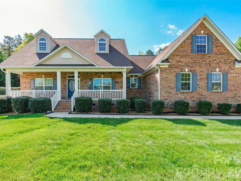 373 Little Rock Road, Rock Hill, SC 29730.  MLS# CAR4365369, YatesRealty ID 11087. 