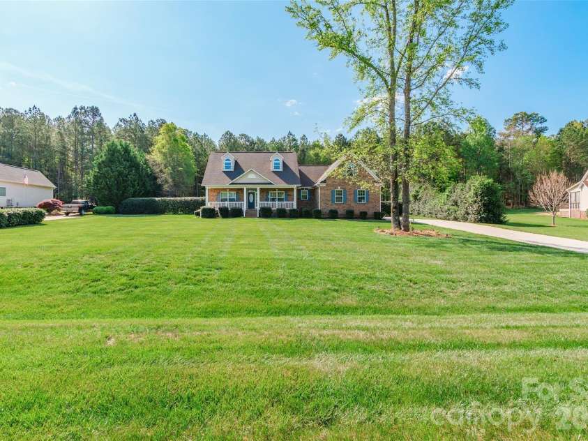 373 Little Rock Road, Rock Hill, SC 29730.  MLS# CAR4365369, YatesRealty ID 11087. 