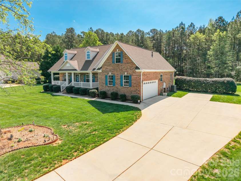373 Little Rock Road, Rock Hill, SC 29730.  MLS# CAR4365369, YatesRealty ID 11087. 
