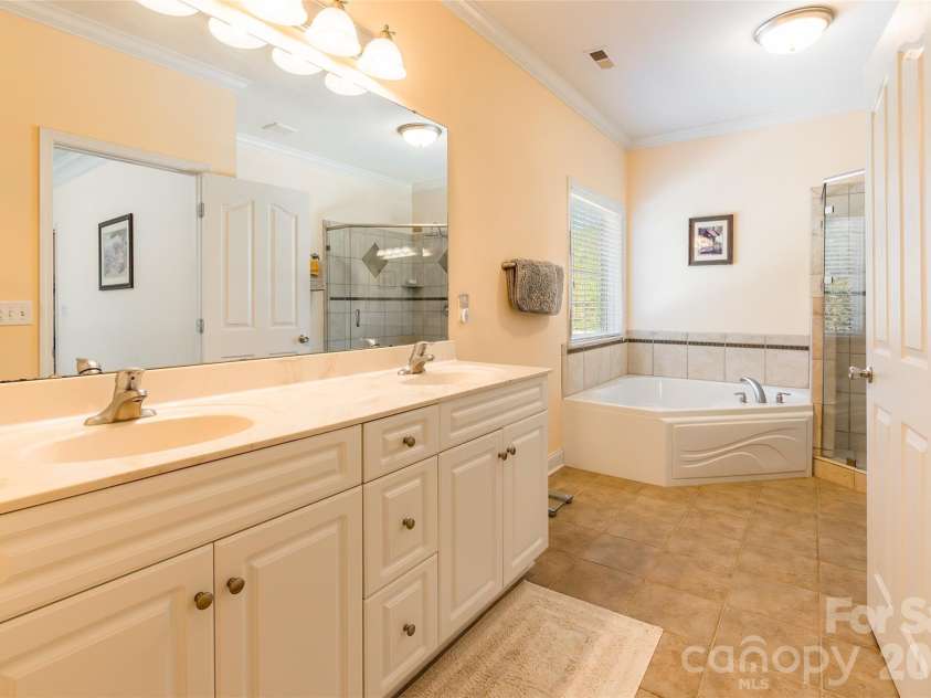 373 Little Rock Road, Rock Hill, SC 29730.  MLS# CAR4365369, YatesRealty ID 11087. 