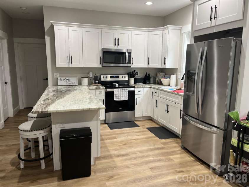 4050 Fairview Drive, Maiden, NC 28650.  MLS# CAR4341415, YatesRealty ID 11088. 