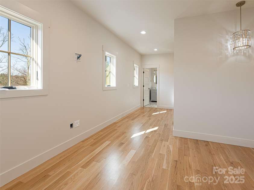 11 Magnolia View Trail, Asheville, NC 28804.  MLS# CAR4239064, YatesRealty ID 1109. 