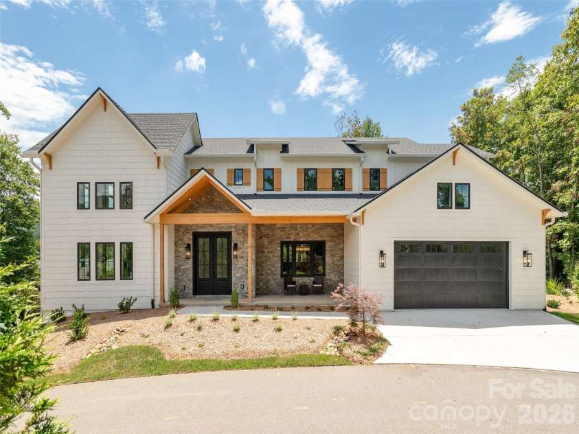 11 Magnolia View Trail, Asheville, NC 28804.  MLS# CAR4392960, YatesRealty ID 1109. 