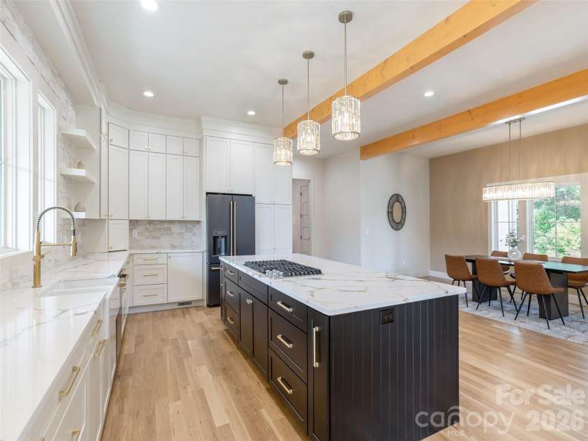 11 Magnolia View Trail, Asheville, NC 28804.  MLS# CAR4392960, YatesRealty ID 1109. 