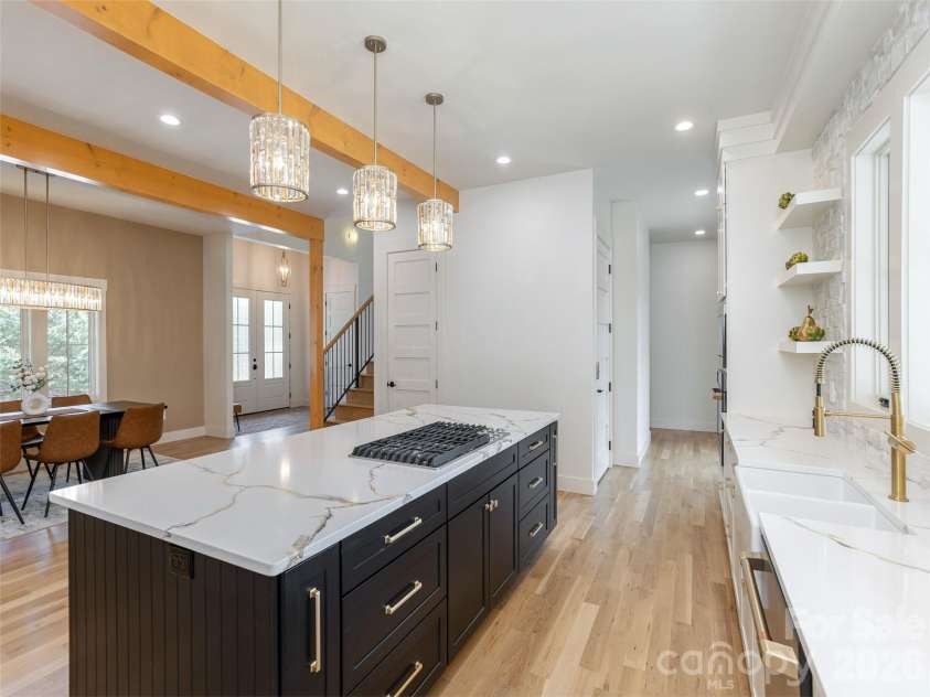 11 Magnolia View Trail, Asheville, NC 28804.  MLS# CAR4392960, YatesRealty ID 1109. 