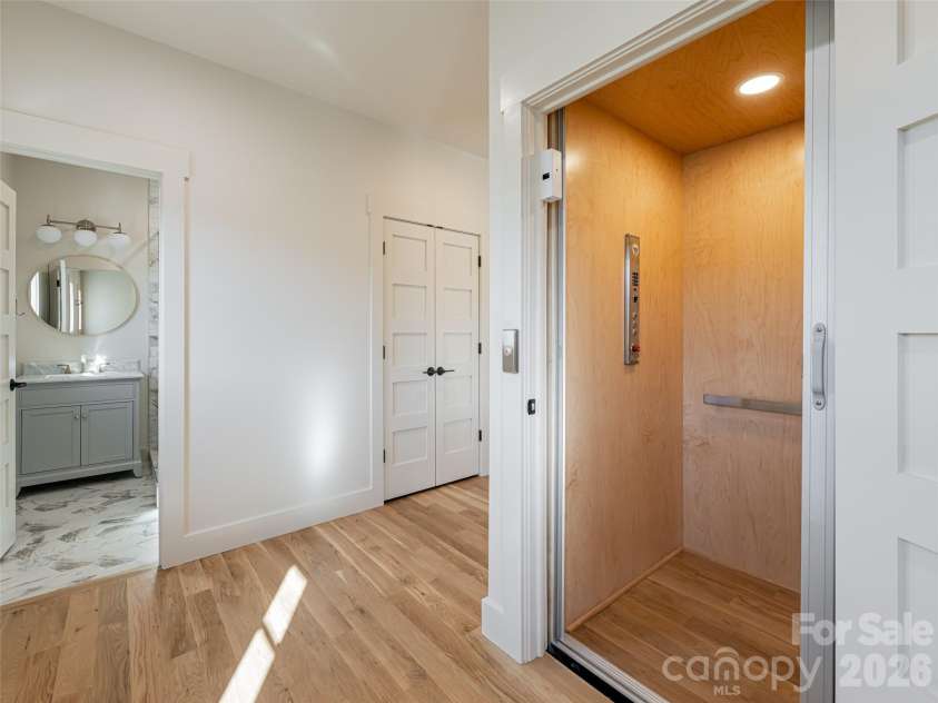 11 Magnolia View Trail, Asheville, NC 28804.  MLS# CAR4392960, YatesRealty ID 1109. 