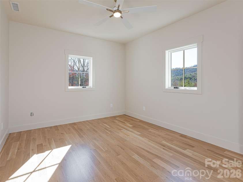 11 Magnolia View Trail, Asheville, NC 28804.  MLS# CAR4392960, YatesRealty ID 1109. 