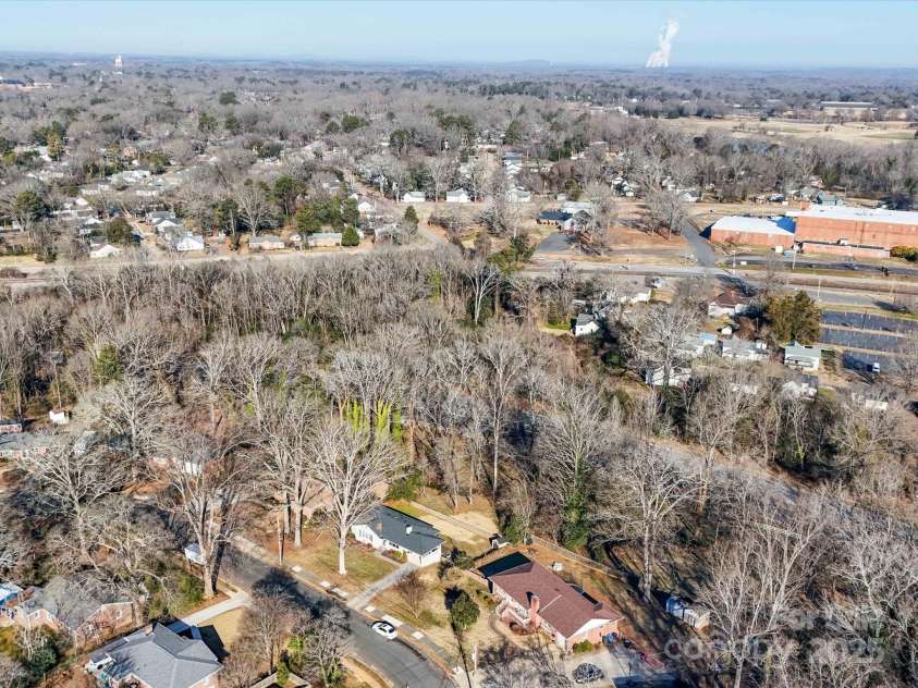 811 Colonial Drive, Rock Hill, SC 29730.  MLS# CAR4217347, YatesRealty ID 1109. 