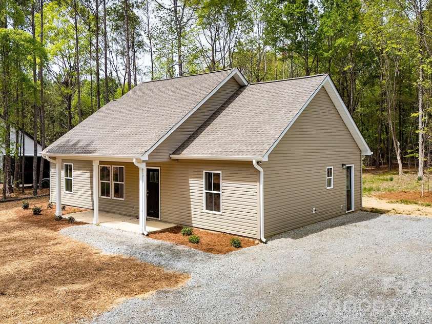 318 Stanback Street, Mount Gilead, NC 27306.  MLS# CAR4239118, YatesRealty ID 11090. 