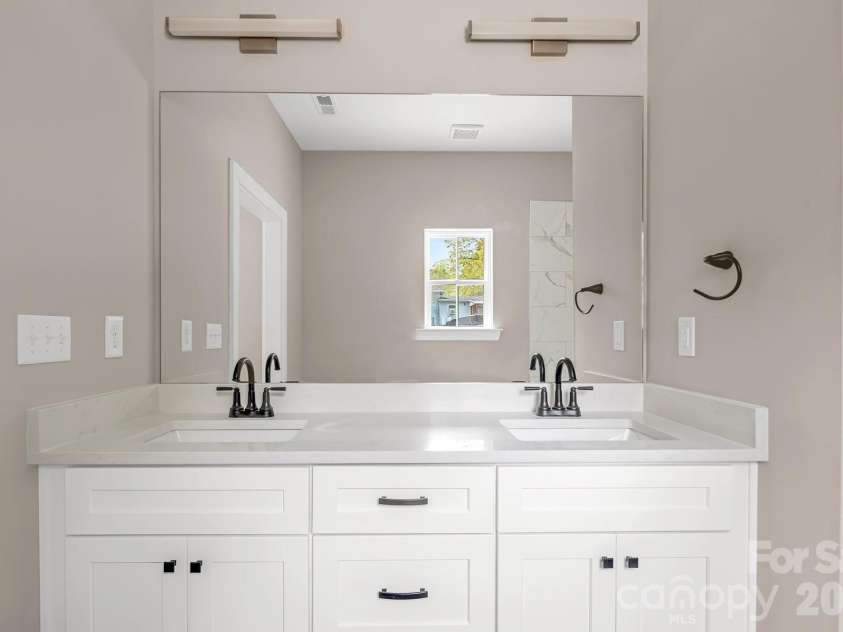 318 Stanback Street, Mount Gilead, NC 27306.  MLS# CAR4239118, YatesRealty ID 11090. Primary suite bathroom.