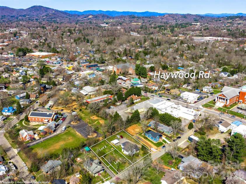 29 Allen Street, Asheville, NC 28806.  MLS# CAR4359899, YatesRealty ID 11091. 
