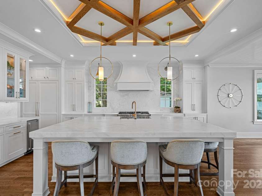 7861 Live Oaks Drive, Denver, NC 28037.  MLS# CAR4248991, YatesRealty ID 11091. 