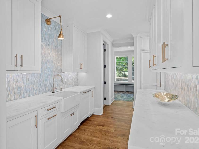 7861 Live Oaks Drive, Denver, NC 28037.  MLS# CAR4248991, YatesRealty ID 11091. 