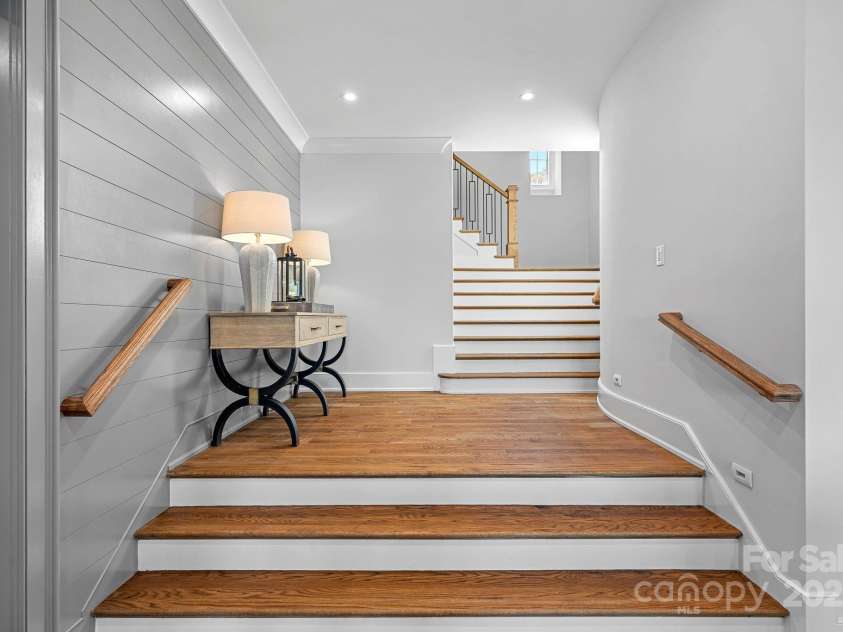 7861 Live Oaks Drive, Denver, NC 28037.  MLS# CAR4248991, YatesRealty ID 11091. 