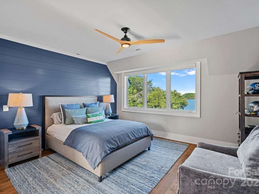 7861 Live Oaks Drive, Denver, NC 28037.  MLS# CAR4248991, YatesRealty ID 11091. 