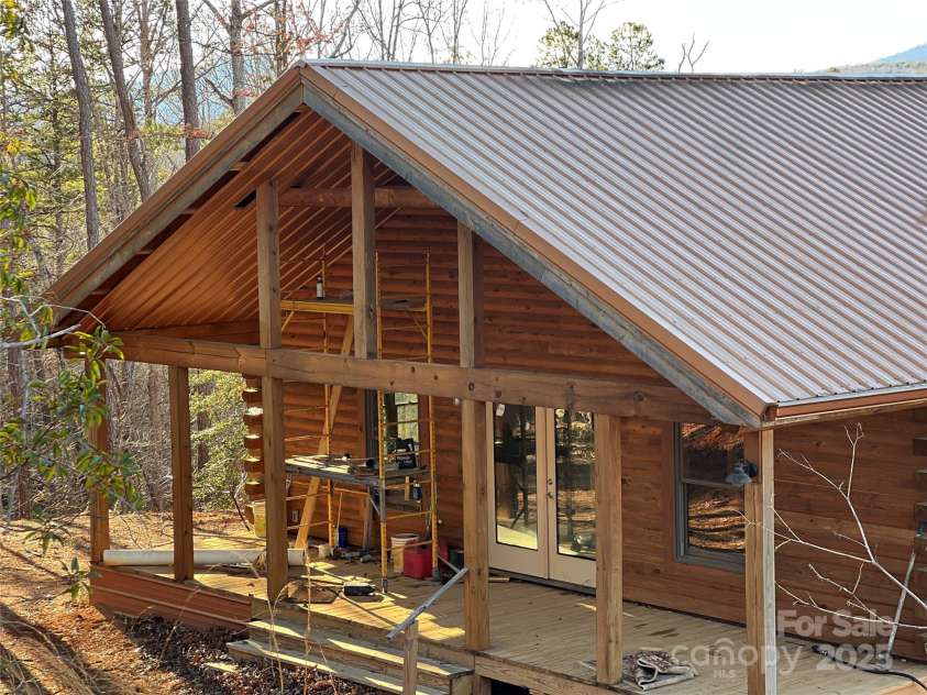 173 Shady Bark Lane, Rutherfordton, NC 28139.  MLS# CAR4221448, YatesRealty ID 11093. 