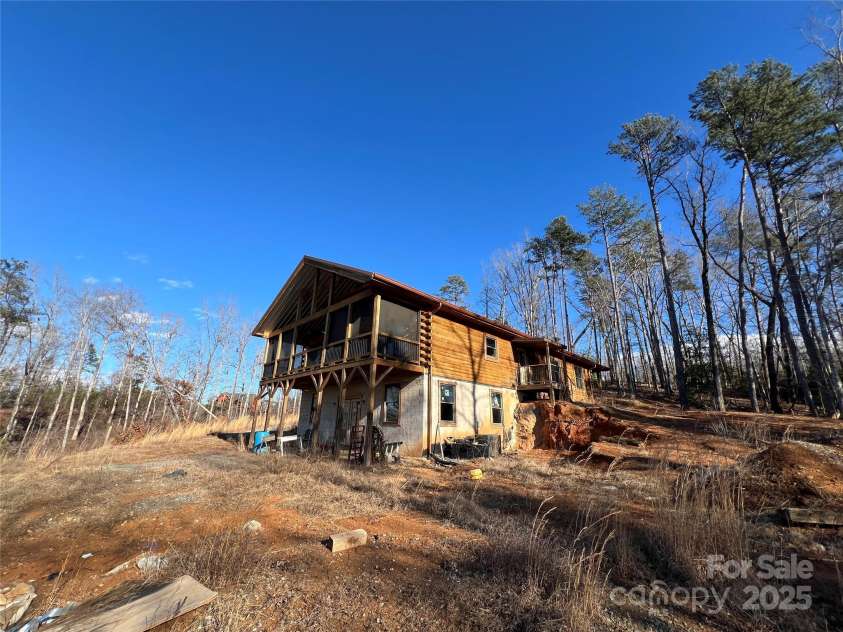 173 Shady Bark Lane, Rutherfordton, NC 28139.  MLS# CAR4221448, YatesRealty ID 11093. 