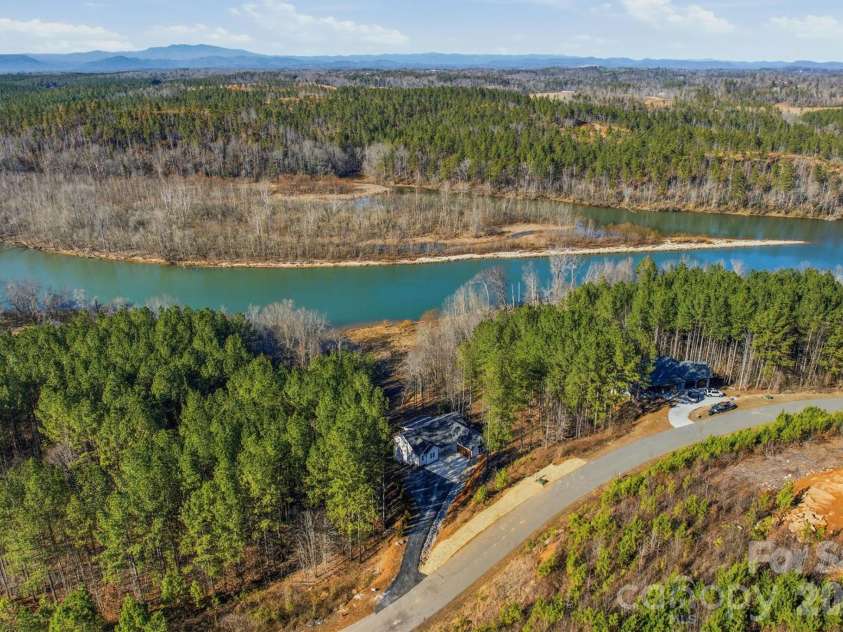 291 Table Rock Trace, Valdese, NC 28690.  MLS# CAR4341433, YatesRealty ID 11093. 