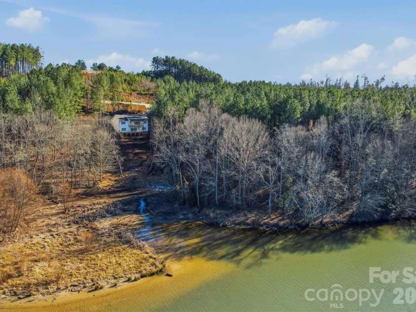 291 Table Rock Trace, Valdese, NC 28690.  MLS# CAR4341433, YatesRealty ID 11093. 