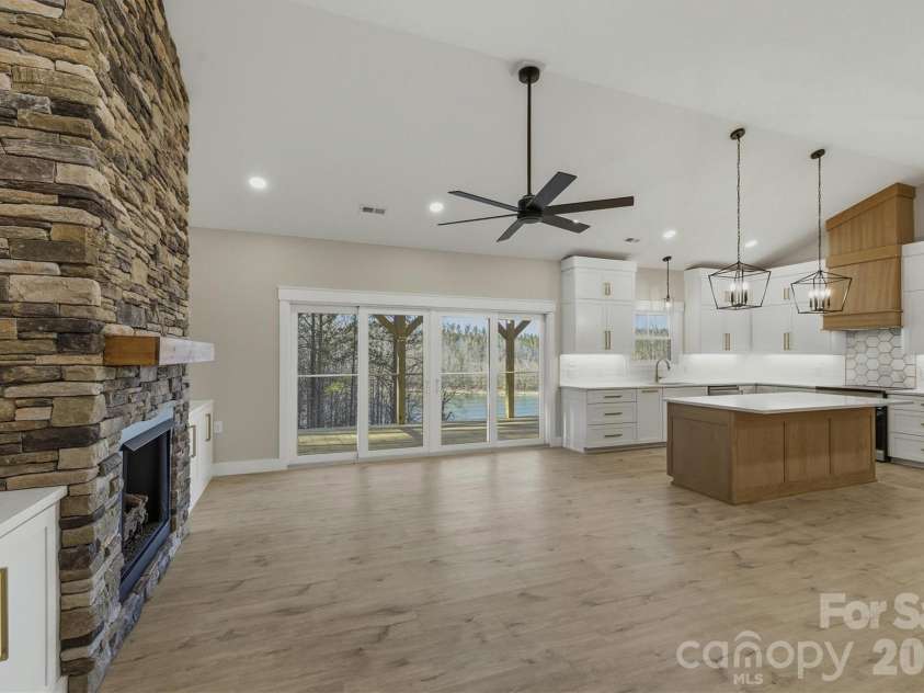 291 Table Rock Trace, Valdese, NC 28690.  MLS# CAR4341433, YatesRealty ID 11093. 