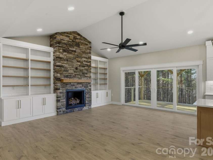 291 Table Rock Trace, Valdese, NC 28690.  MLS# CAR4341433, YatesRealty ID 11093. 