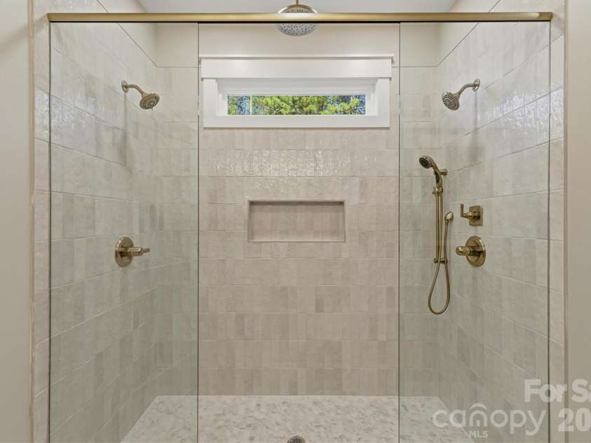 291 Table Rock Trace, Valdese, NC 28690.  MLS# CAR4341433, YatesRealty ID 11093. 