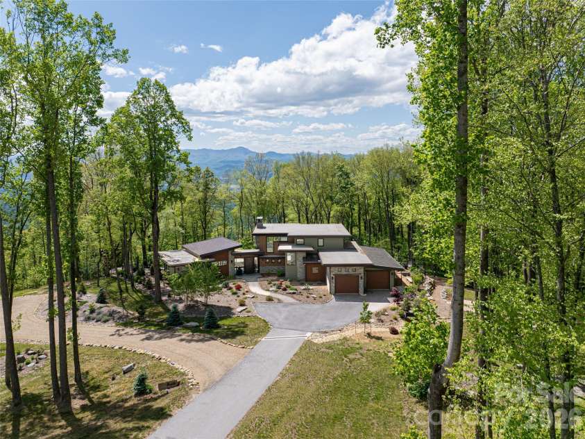 94 Laurel Ledge Way, Fletcher, NC 28732.  MLS# CAR4251091, YatesRealty ID 11094. 
