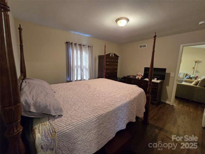 615 Tremont Street, Troy, NC 27371.  MLS# CAR4250757, YatesRealty ID 11097. 