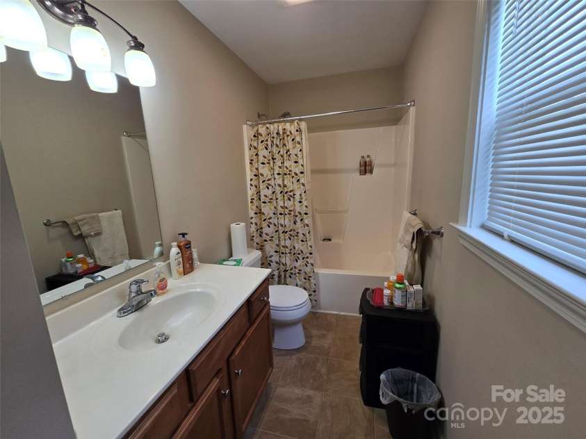 615 Tremont Street, Troy, NC 27371.  MLS# CAR4250757, YatesRealty ID 11097. 