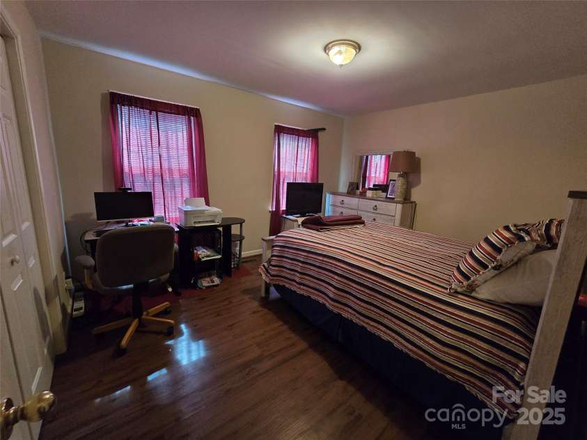 615 Tremont Street, Troy, NC 27371.  MLS# CAR4250757, YatesRealty ID 11097. 