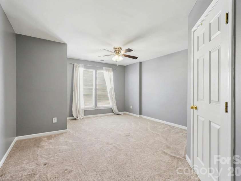 3818 Carl Parmer Drive, Harrisburg, NC 28075.  MLS# CAR4358444, YatesRealty ID 11099. 
