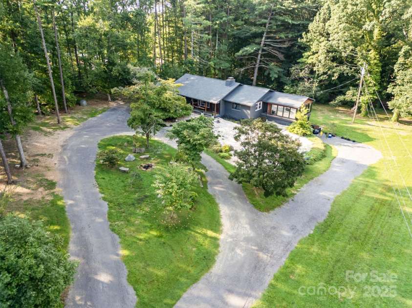 1932 Slater Road, Charlotte, NC 28216.  MLS# CAR4293590, YatesRealty ID 111. 