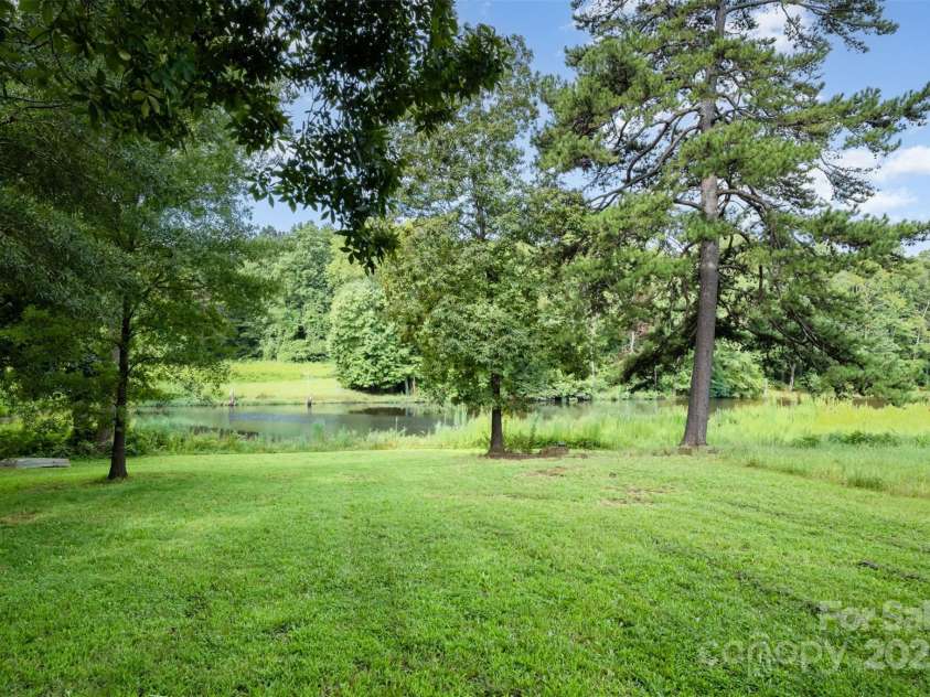 1932 Slater Road, Charlotte, NC 28216.  MLS# CAR4293590, YatesRealty ID 111. 