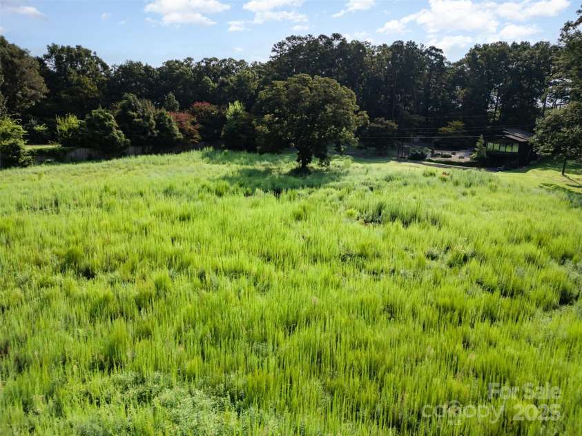 1932 Slater Road, Charlotte, NC 28216.  MLS# CAR4293590, YatesRealty ID 111. 