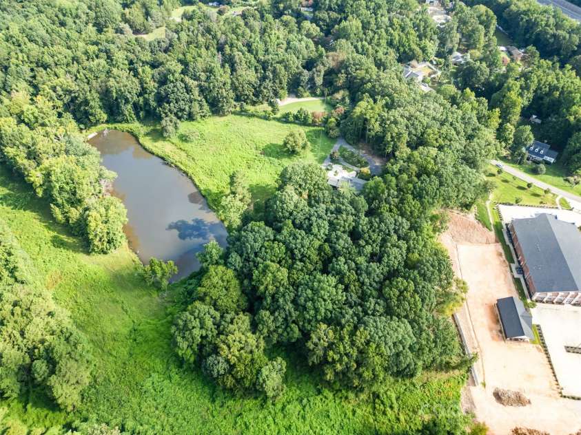 1932 Slater Road, Charlotte, NC 28216.  MLS# CAR4293590, YatesRealty ID 111. 