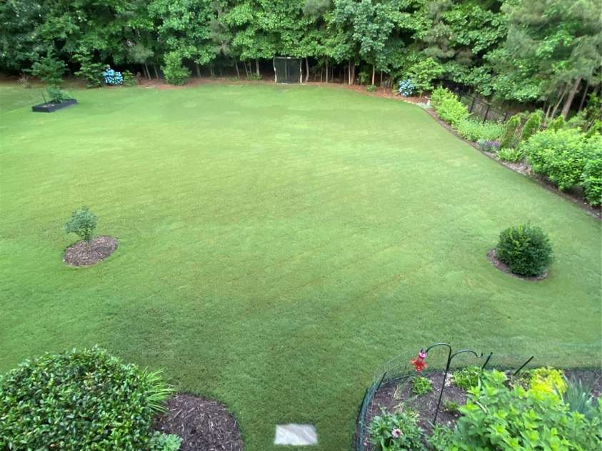 16824 Ashton Oaks Drive, Charlotte, NC 28278.  MLS# CAR4221737, YatesRealty ID 1110. 