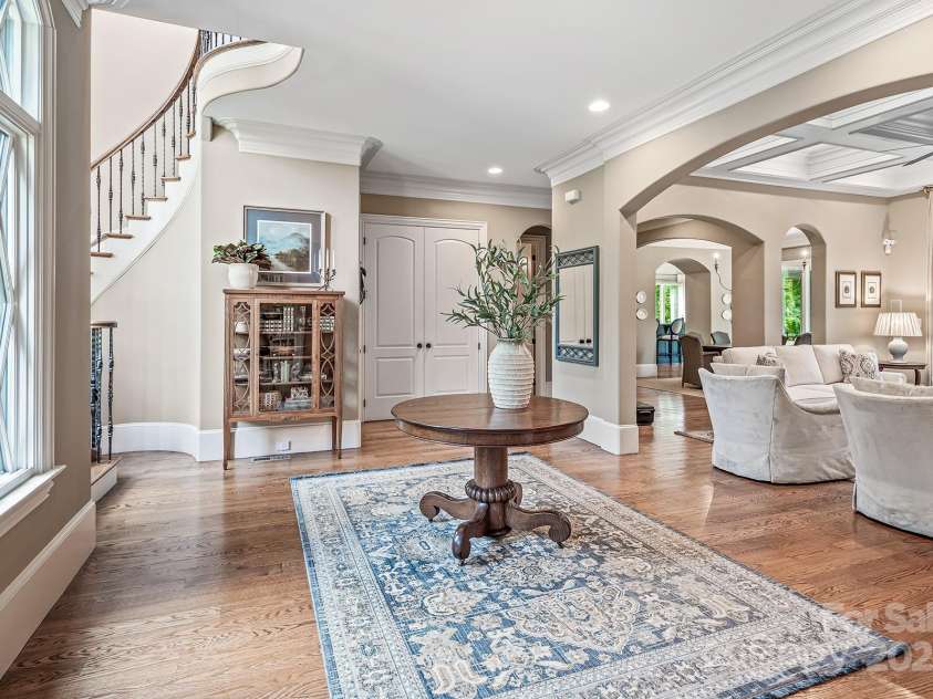 16824 Ashton Oaks Drive, Charlotte, NC 28278.  MLS# CAR4221737, YatesRealty ID 1110. 