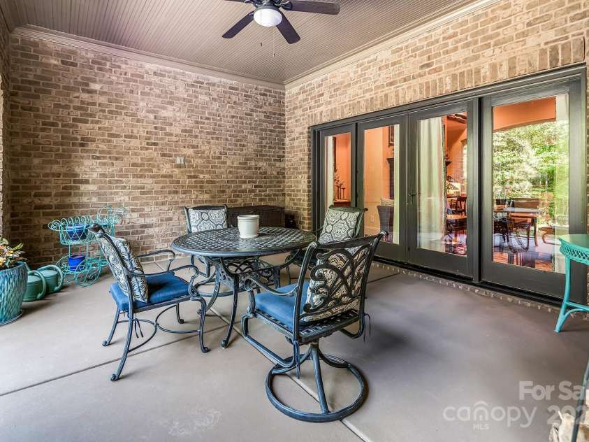 16824 Ashton Oaks Drive, Charlotte, NC 28278.  MLS# CAR4221737, YatesRealty ID 1110. Lower Level Terrace