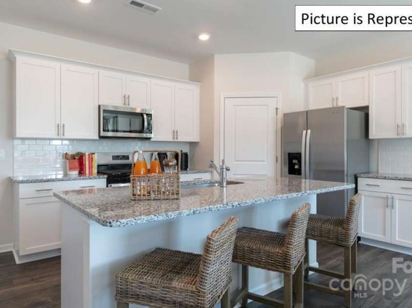 2044 Harlequin Drive, Indian Trail, NC 28079.  MLS# CAR4238748, YatesRealty ID 11100. 