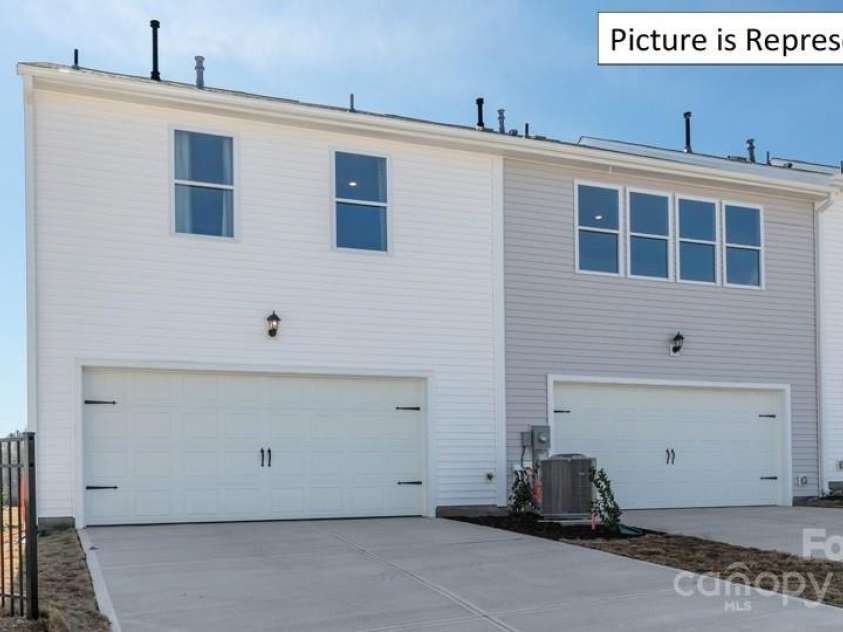 2044 Harlequin Drive, Indian Trail, NC 28079.  MLS# CAR4238748, YatesRealty ID 11100. 